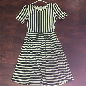 Black and White stripe Amelia